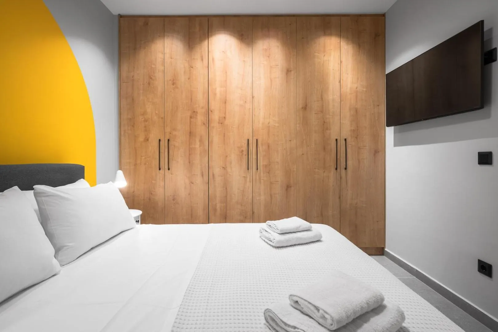 #Luxlikehome City Glow Apartment Thessaloniki